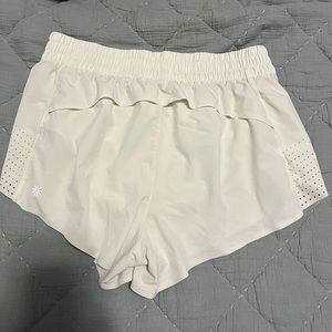 Athleta hustle shorts size small